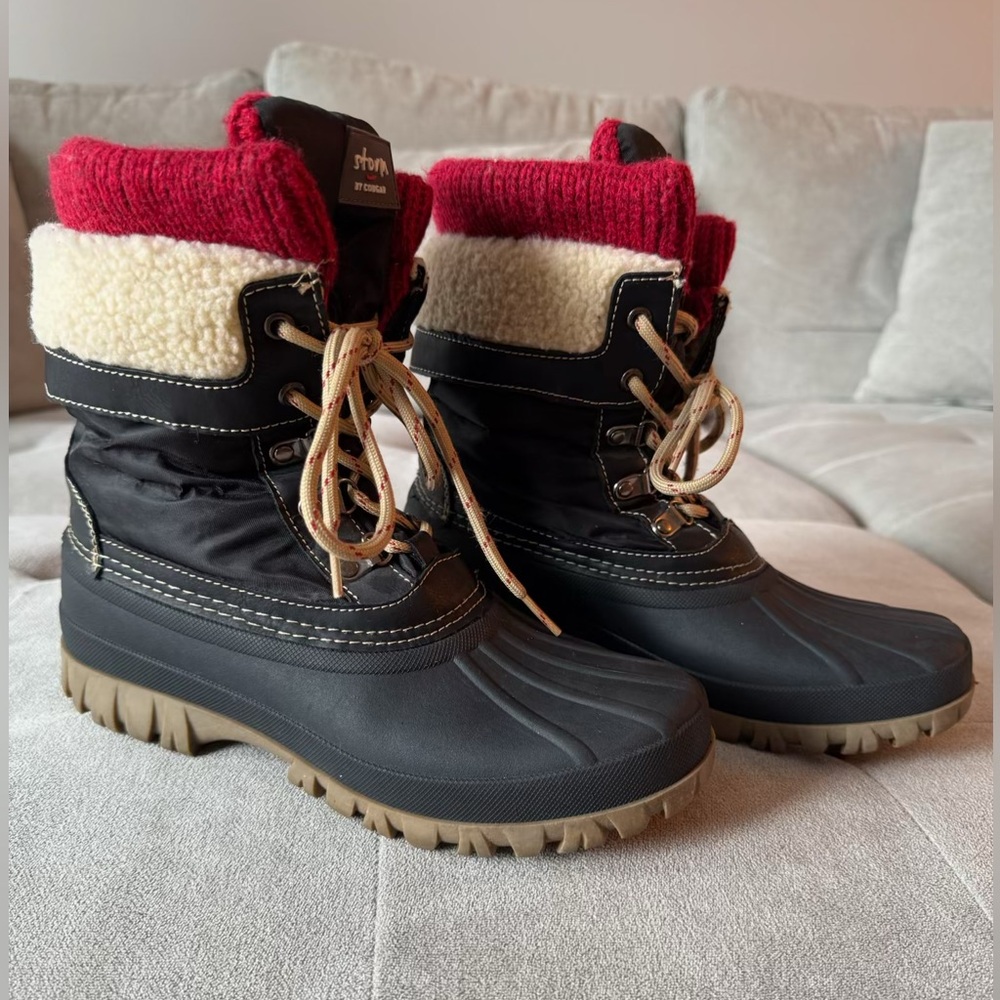 Cougar Women Winter Boots Size 9